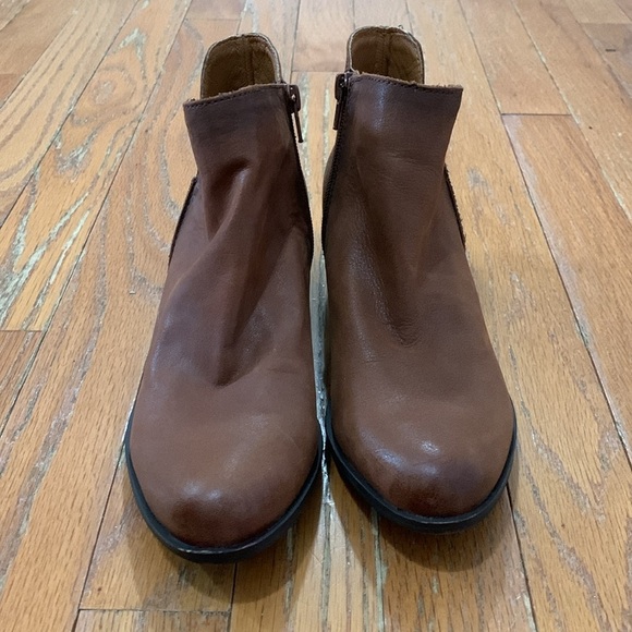 Women's Lucky Brand Brown Leather Ankle Boots Size 7M EUC - Picture 4 of 8